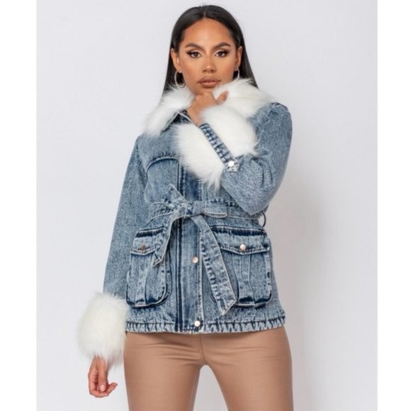 Jackets & Blazers - Long Sleeve Shearling Lined Faux Fur Collar and Cuff Denim Jeans Jacket